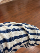 Load image into Gallery viewer, Short sleeve top
