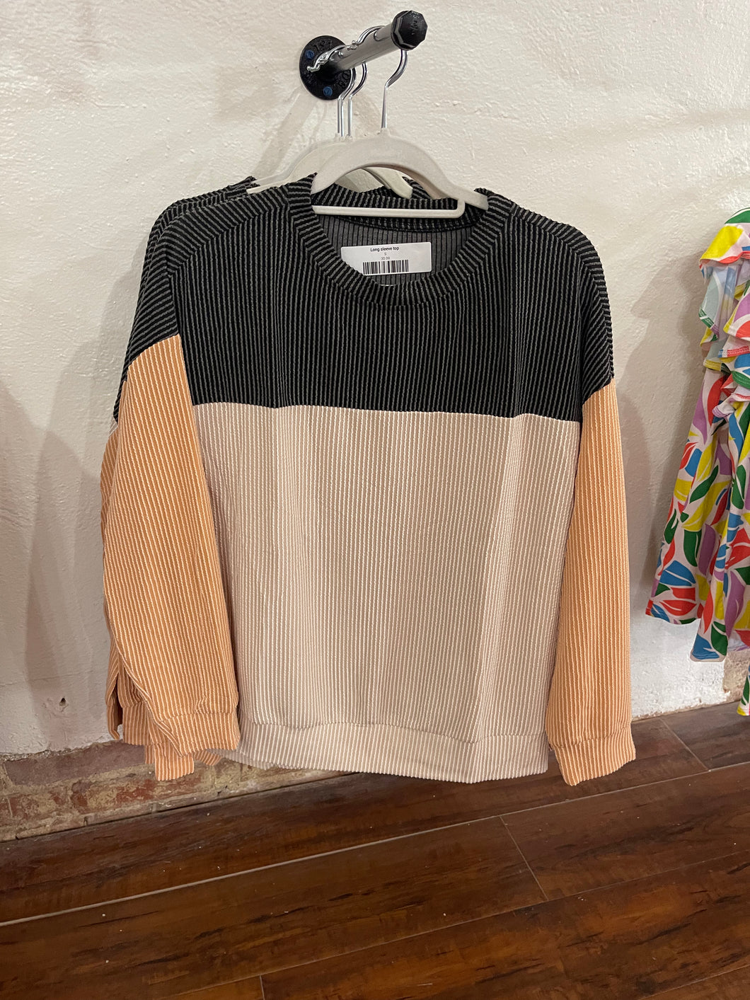 Long sleeve top